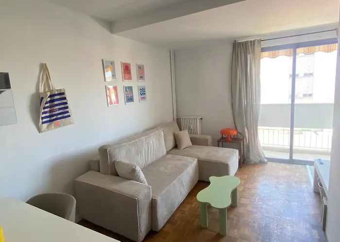 דירה Cosy Au Pied Du Metro *